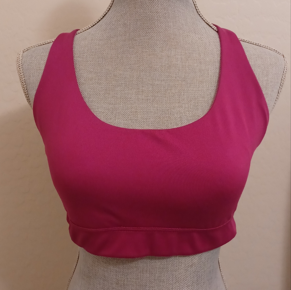 Victoria's secret essential strappy sports bra